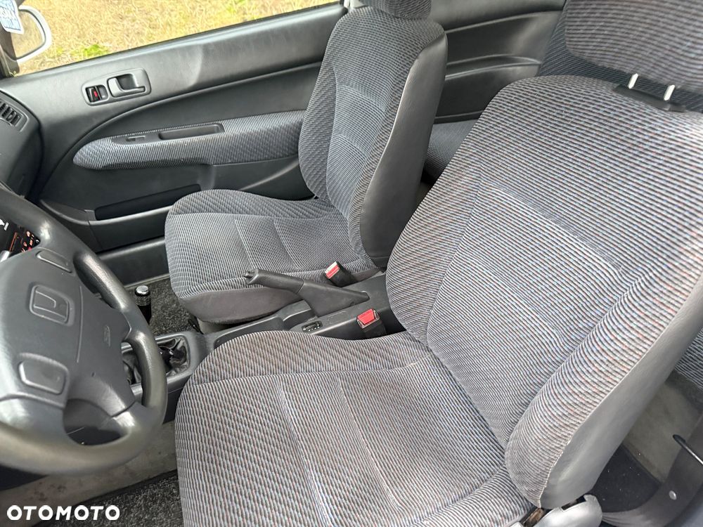 Honda Civic 1.4i S - 9