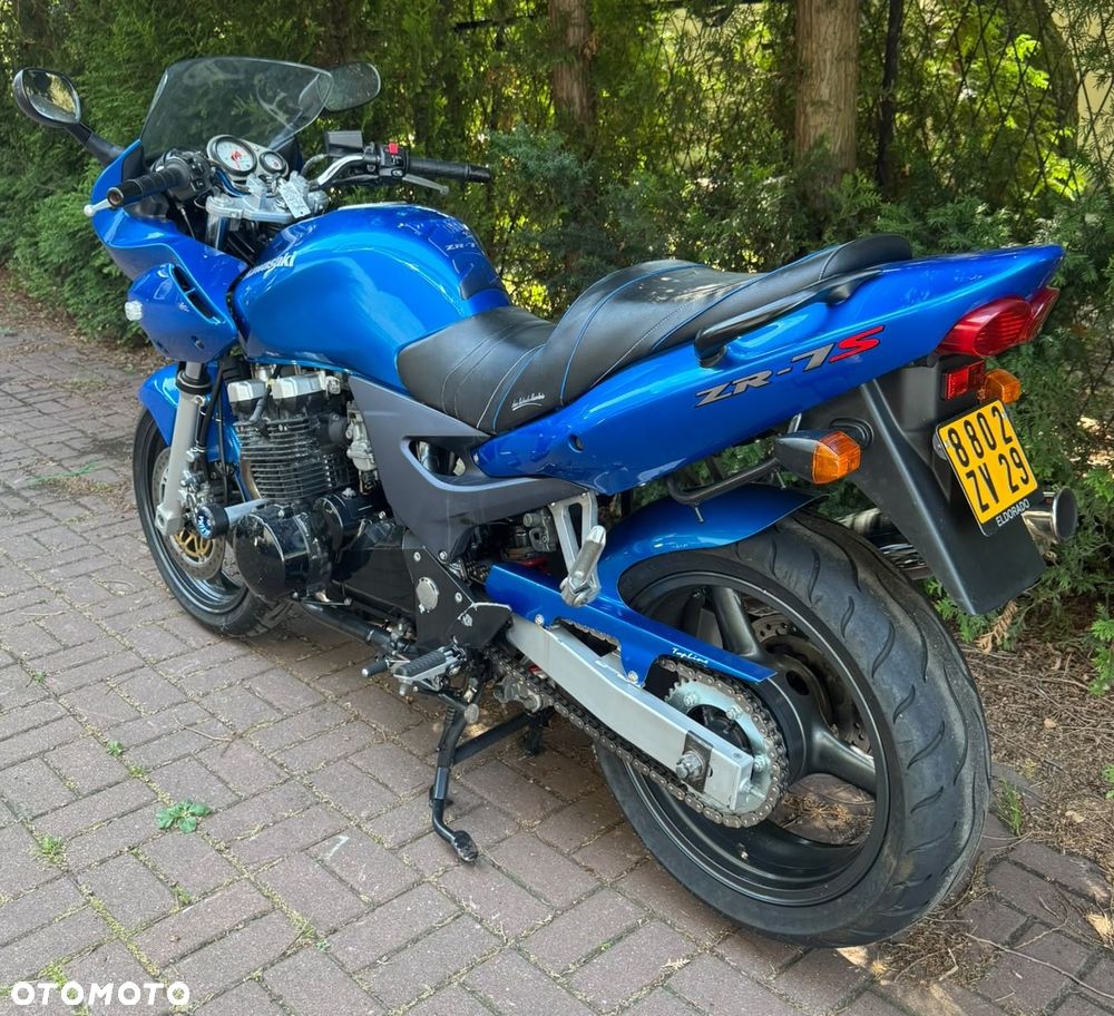 Kawasaki ZR - 3