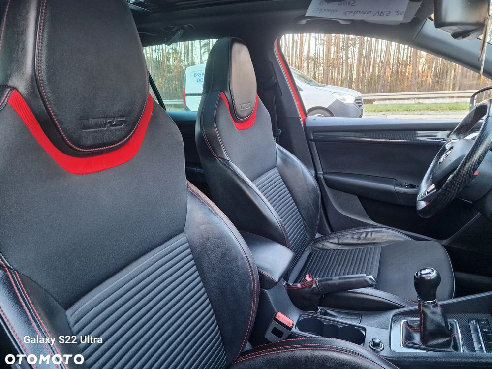 Skoda Octavia 2.0 TSI RS - 17