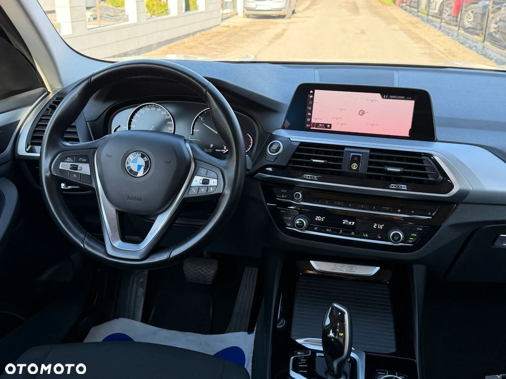 BMW X3 xDrive20d MHEV Advantage - 8