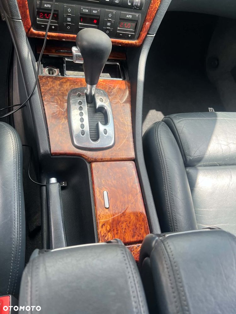 Audi S8 - 18