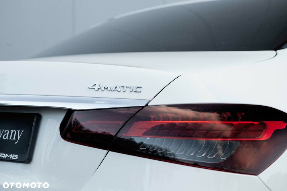 Mercedes-Benz Klasa E 220 d 4-Matic AMG/Avantgarde - 15