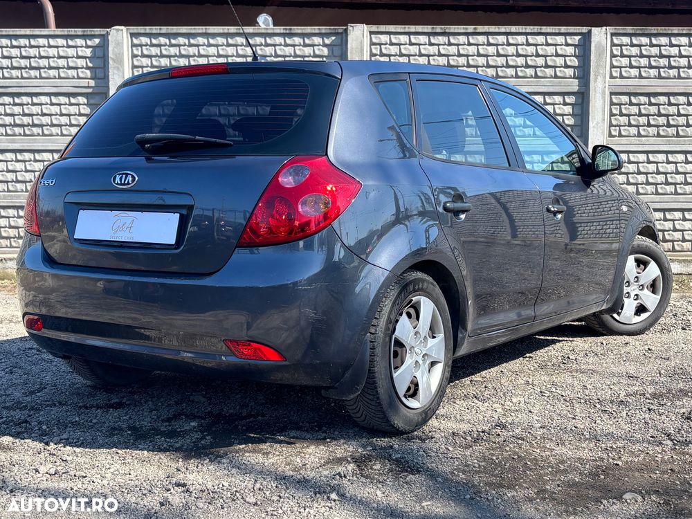 Kia Ceed 1.6 DSL Style - 6