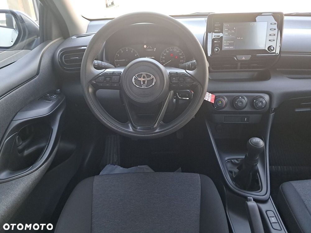 Toyota Yaris - 16