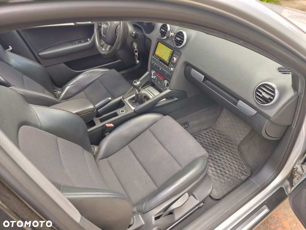 Audi A3 Sportback 2.0 TDI DPF S line Sportpaket - 35
