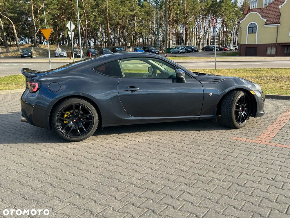 Toyota GT86 - 10