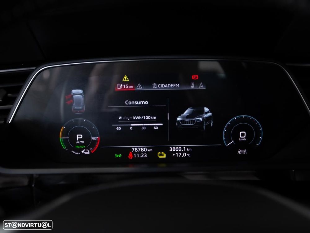 Audi e-tron 55 quattro - 22
