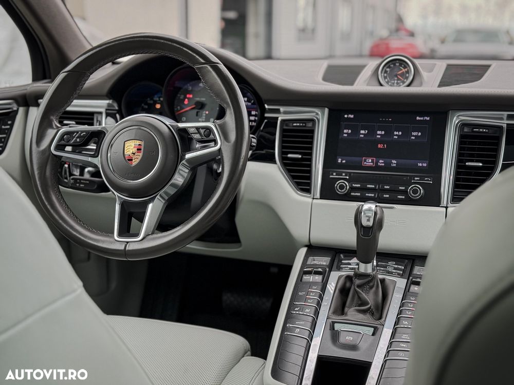 Porsche Macan 3.0 PDK S - 25