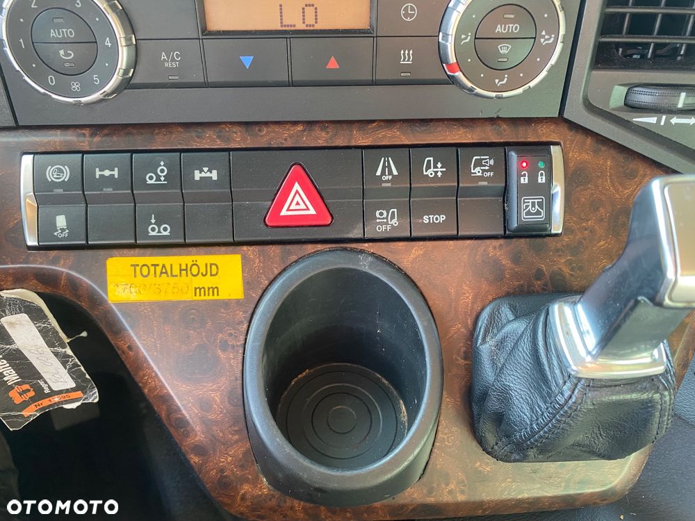 Mercedes-Benz ACTROS 2551 - 29