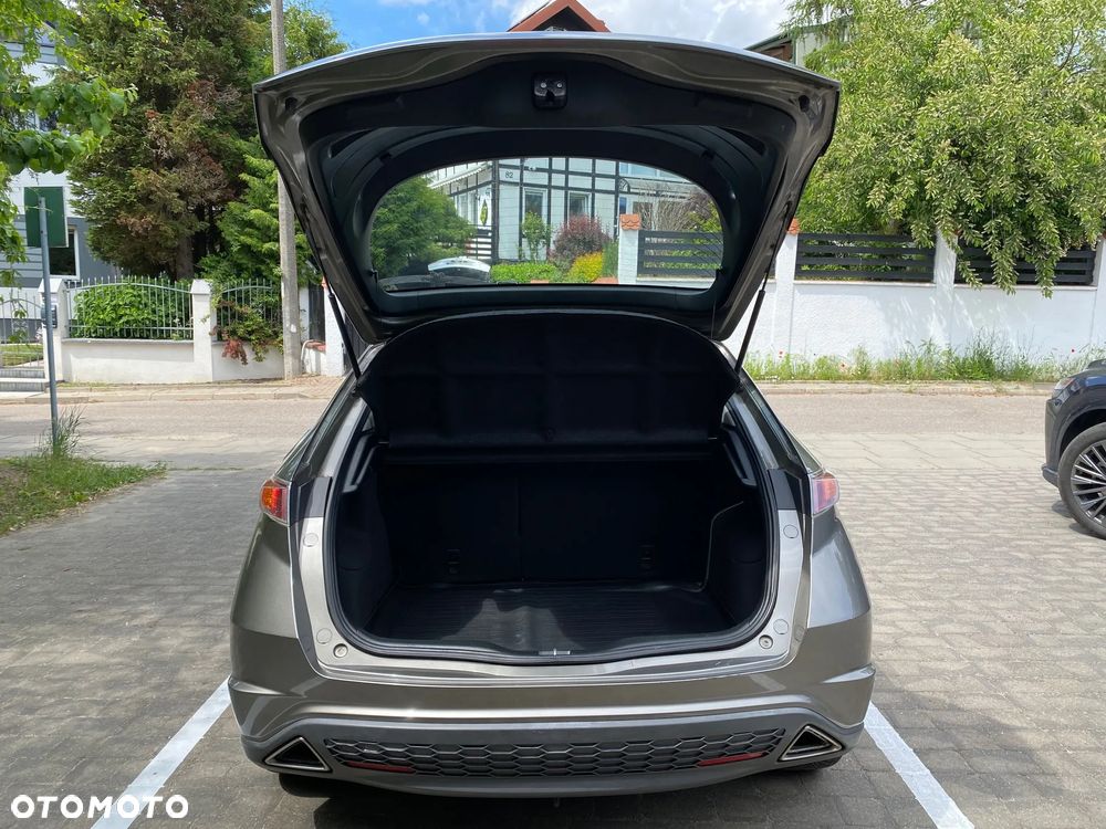 Honda Civic 1.8 Comfort - 9