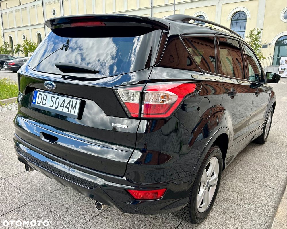 Ford Kuga 1.5 EcoBoost 2x4 Titanium - 8