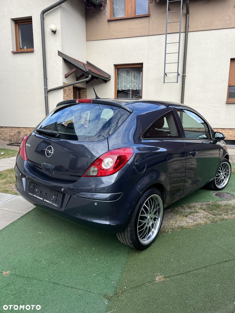 Opel Corsa 1.2 16V Color Edition - 3