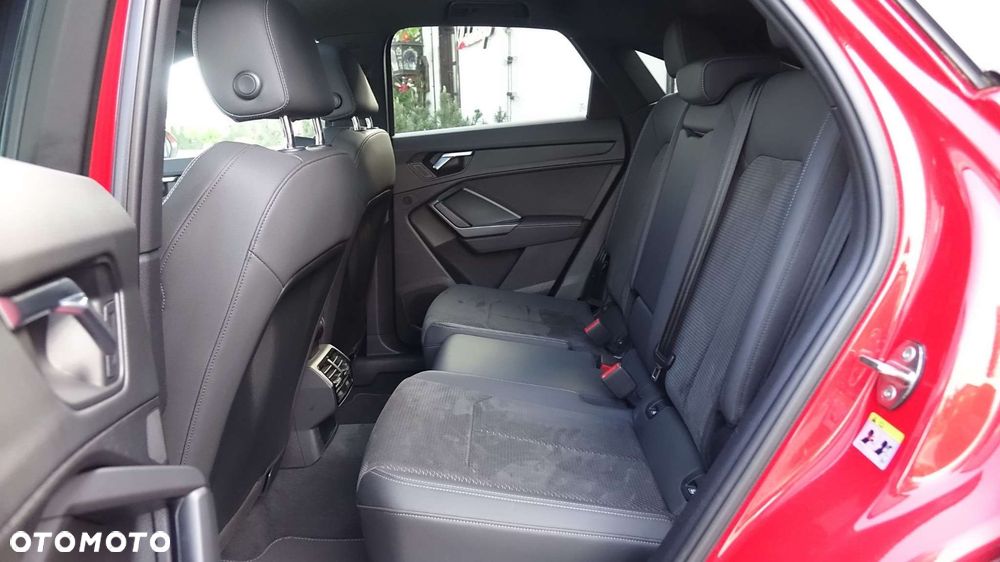 Audi Q3 Sportback - 25