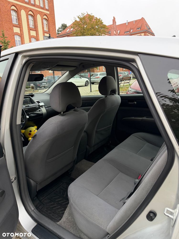 Toyota Prius - 11