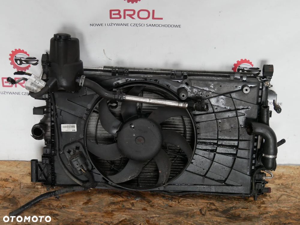 KOMPLET CHŁODNIC OPEL INSIGNIA A 1.8B 10' - 2