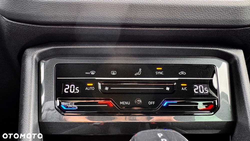 Volkswagen Tiguan 2.0 TDI SCR 4Mot Life DSG - 24