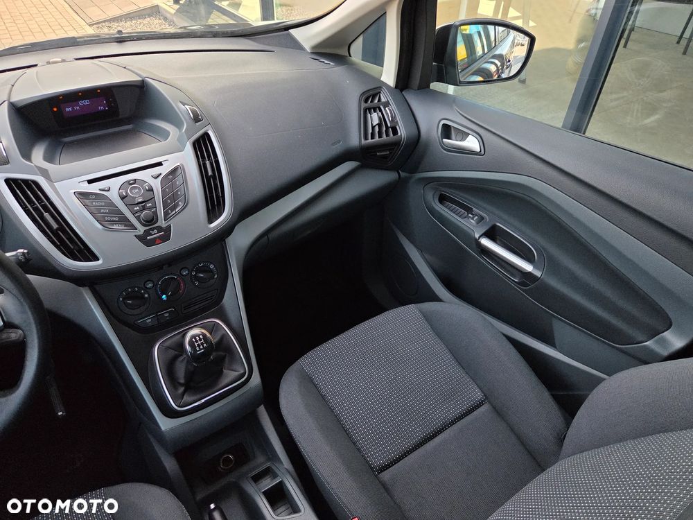 Ford Grand C-MAX 1.6 Titanium - 22