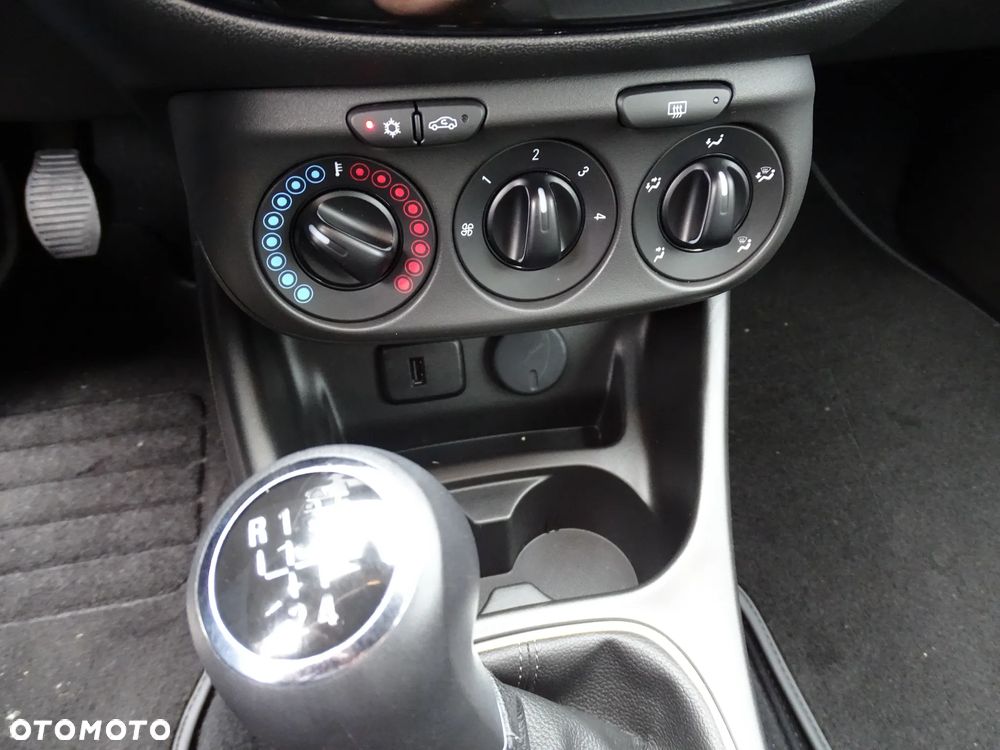 Opel Corsa - 32