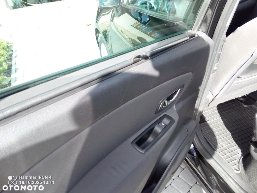 Renault Scenic 1.5 dCi Limited - 20
