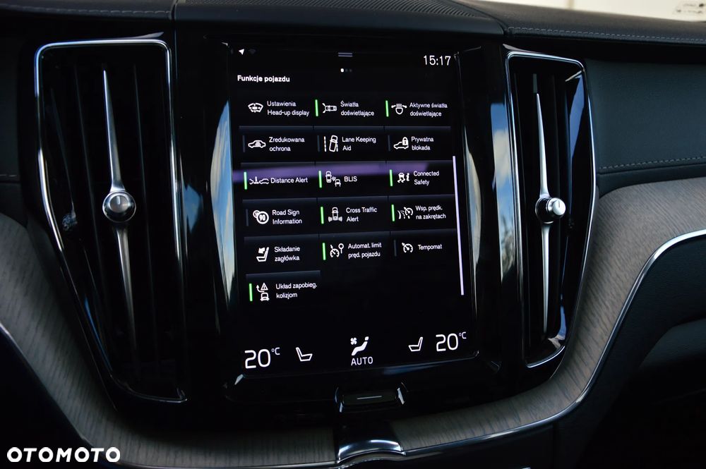 Volvo XC 60 B5 D AWD Inscription - 32