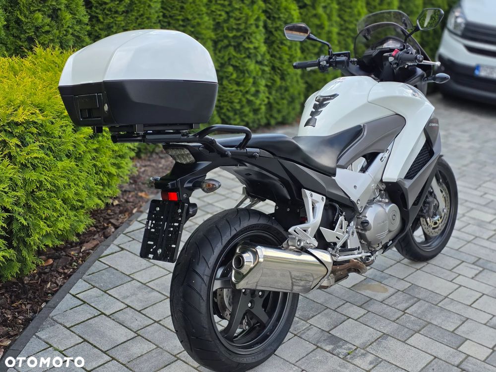 Honda VFR - 4
