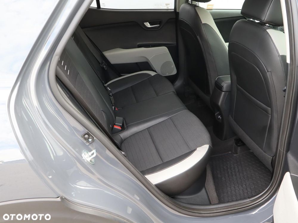 Kia Stonic - 6