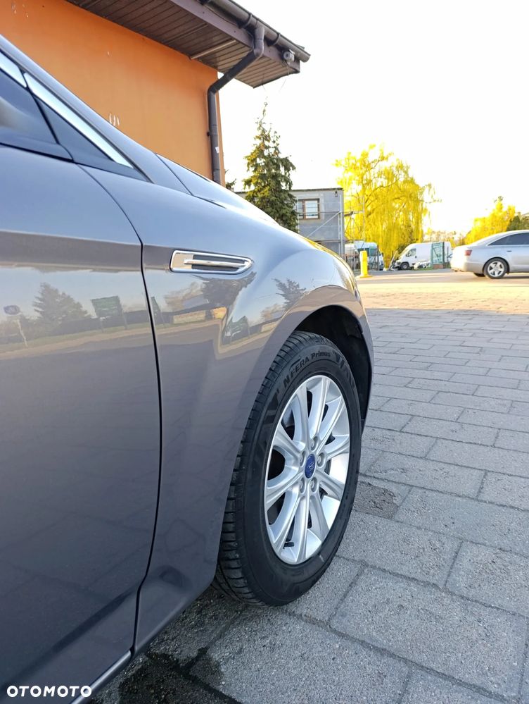 Ford Mondeo 2.0 TDCi Ambiente - 5