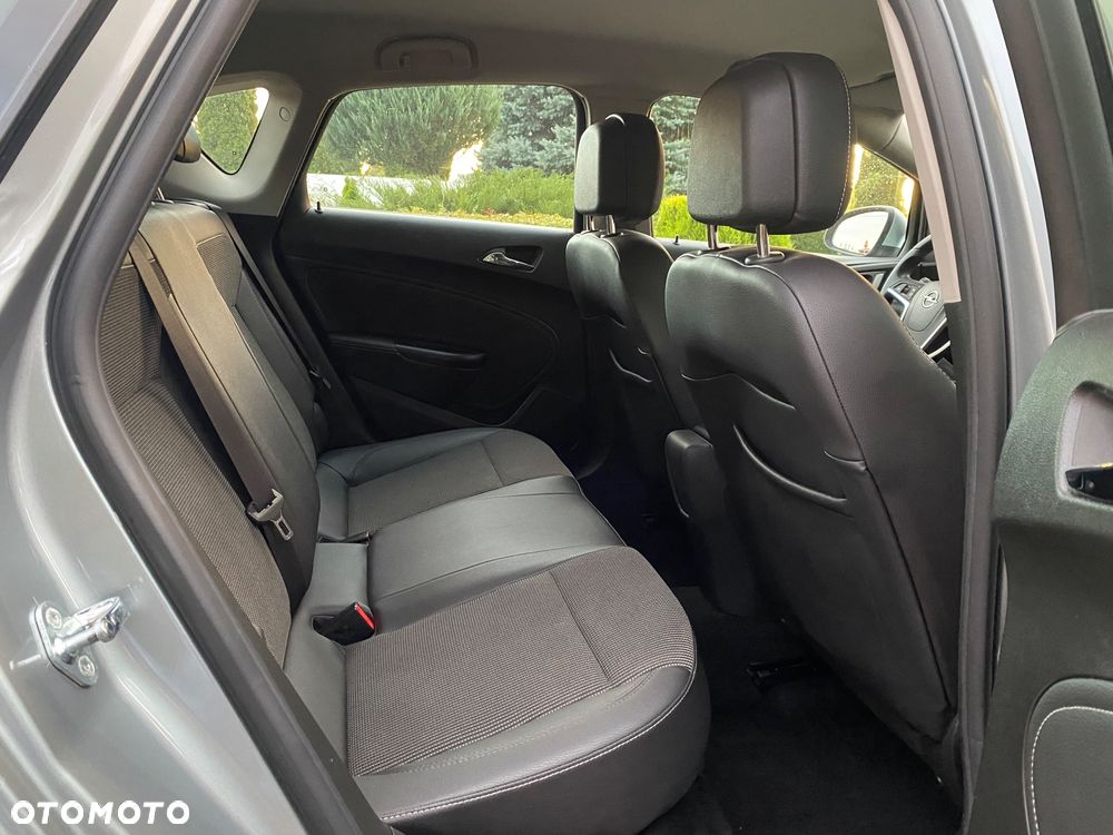 Opel Astra - 9