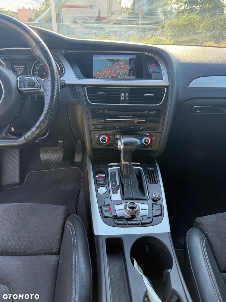 Audi A4 Avant 2.0 TDI DPF quattro S tronic S line Sportpaket - 26