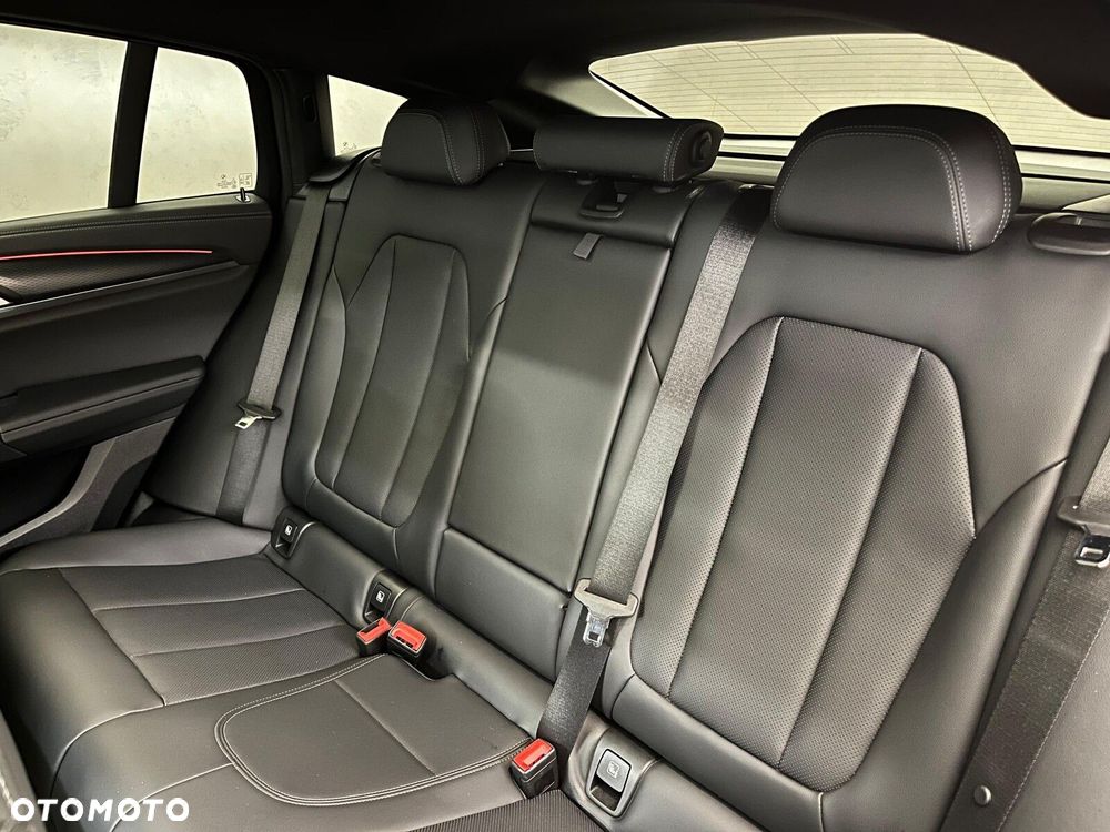 BMW X4 xDrive20d M Sport sport - 30