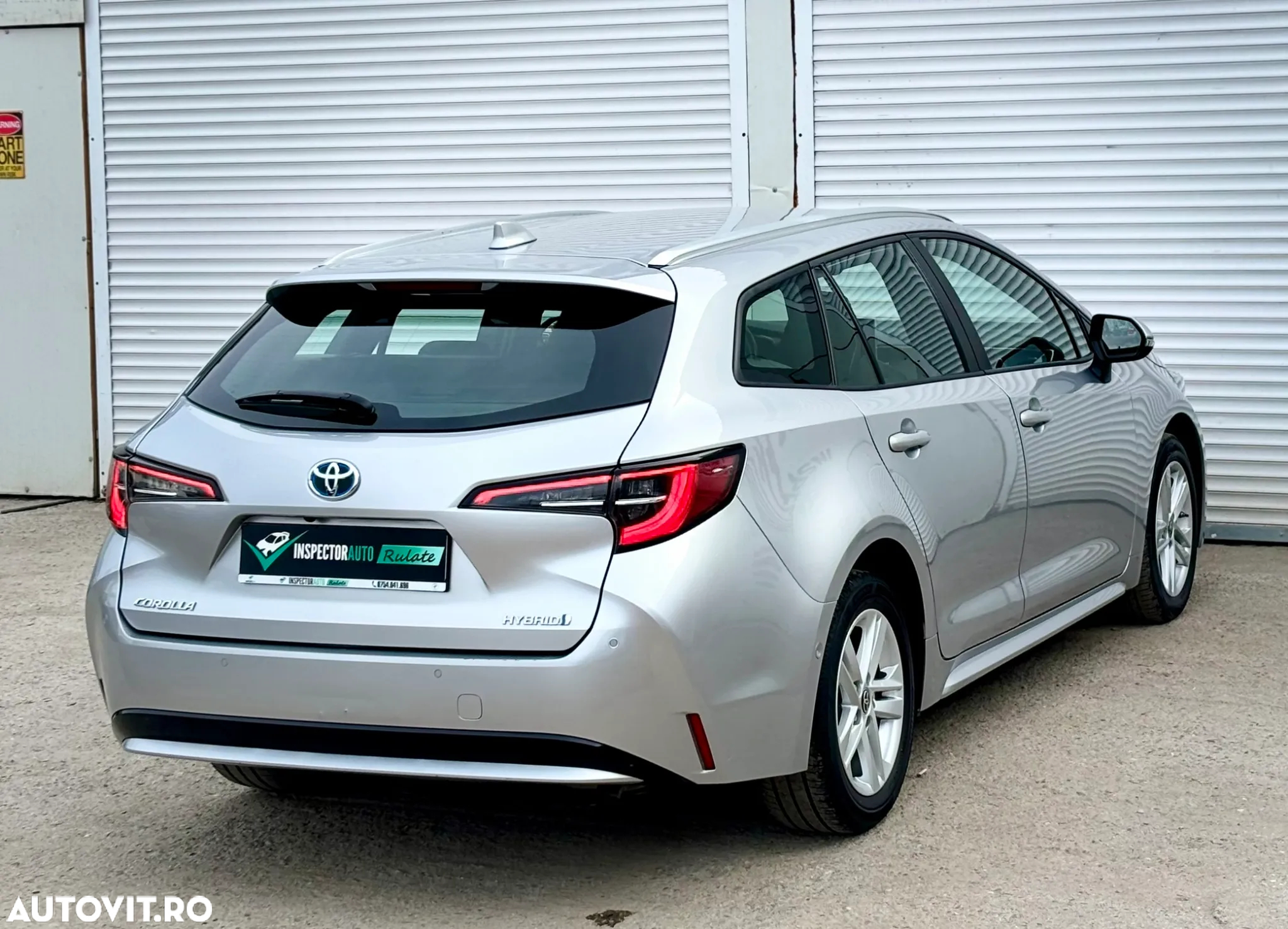 Toyota Corolla 1.8 HSD Dynamic - 13