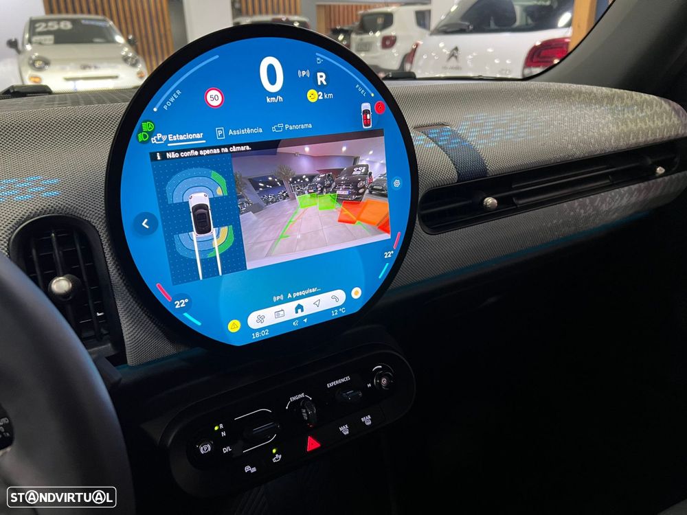 MINI 3 Portas Cooper C Favoured S - 24