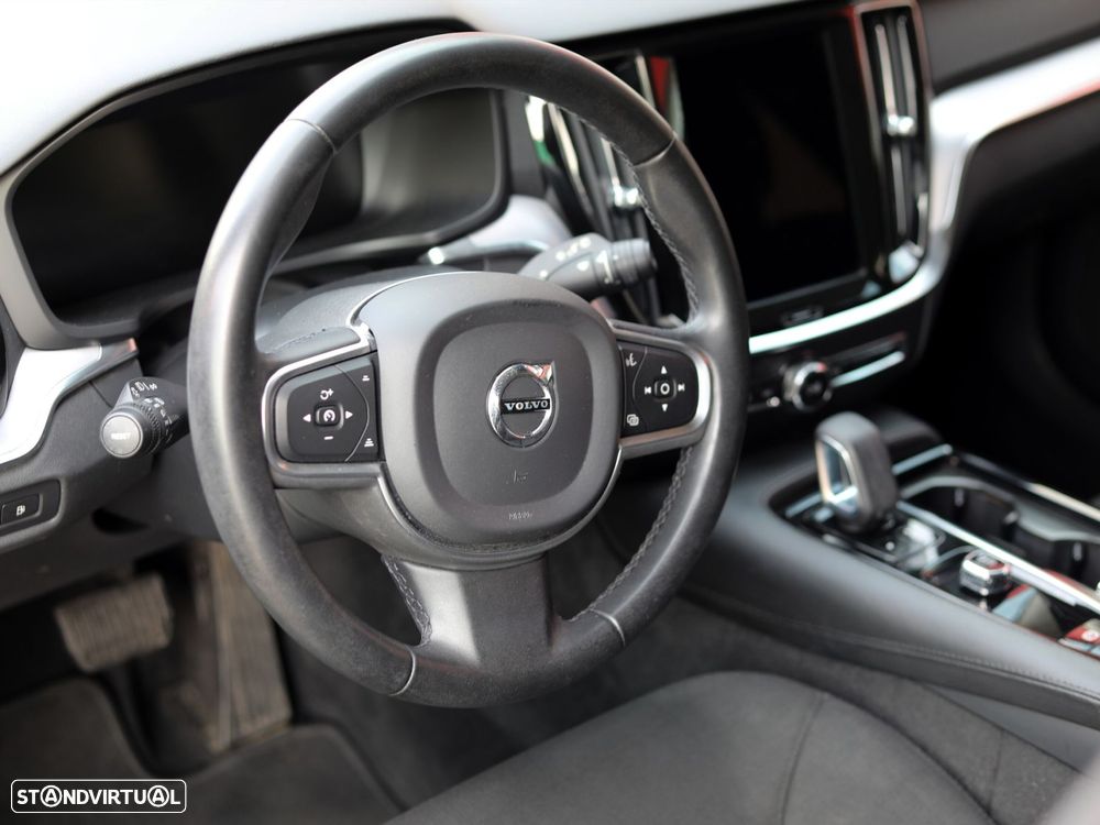 Volvo V60 2.0 T6 AWD TE Inscription - 23