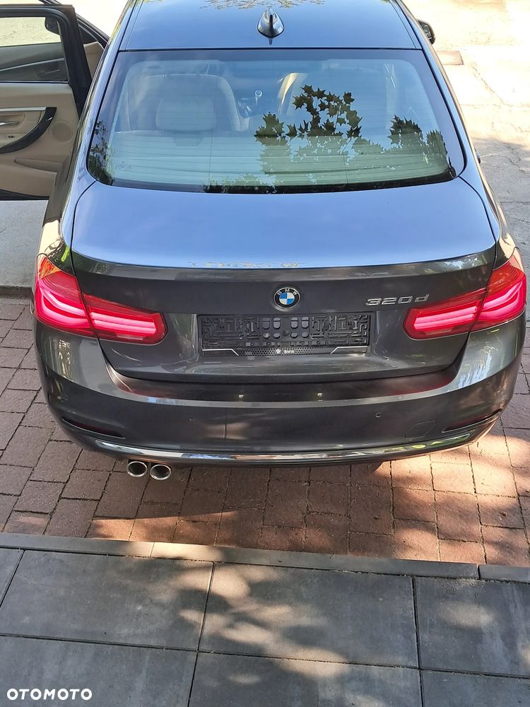 BMW Seria 3 320d Efficient Dynamics Luxury Line Purity - 24