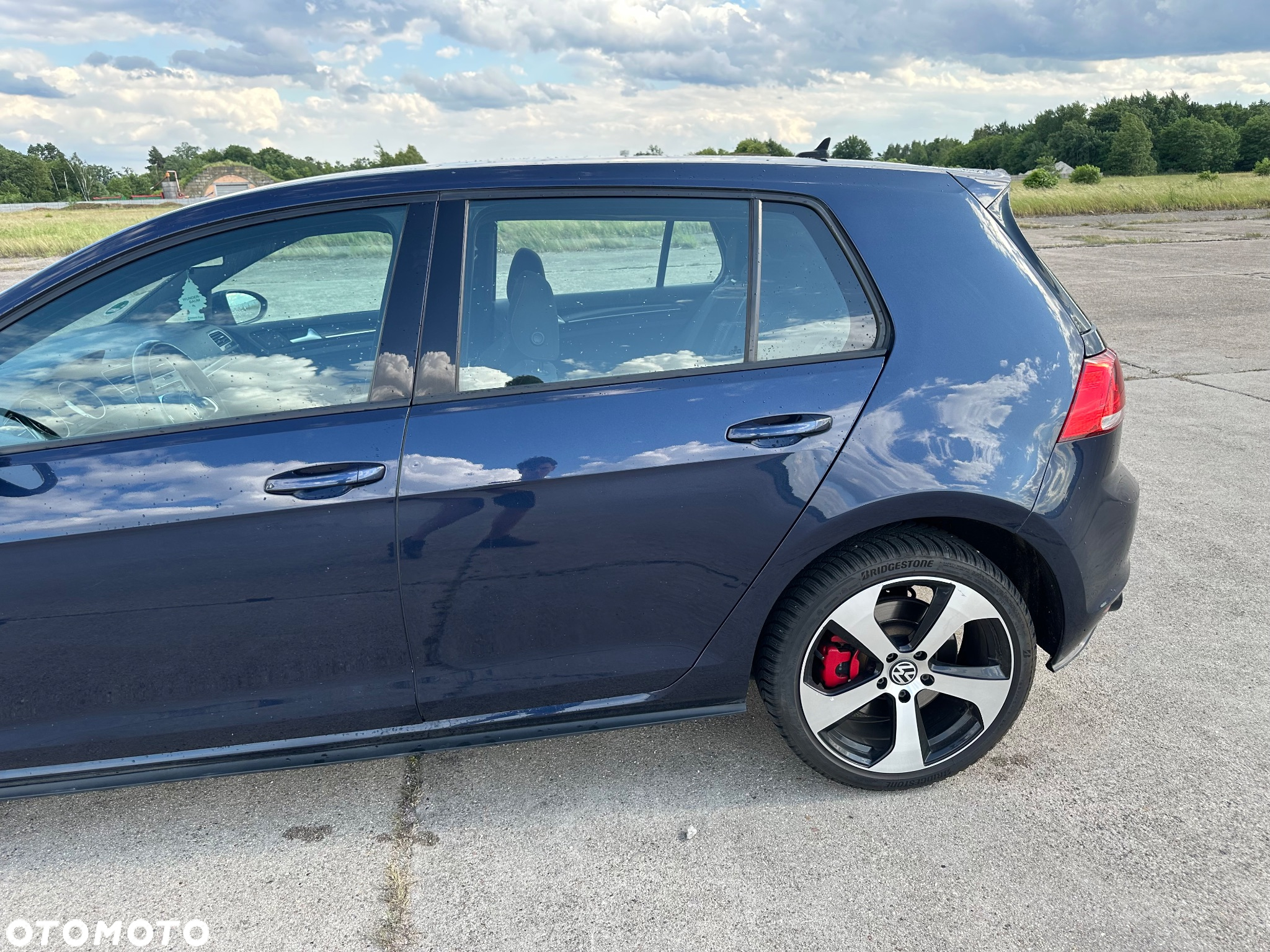 Volkswagen Golf - 5