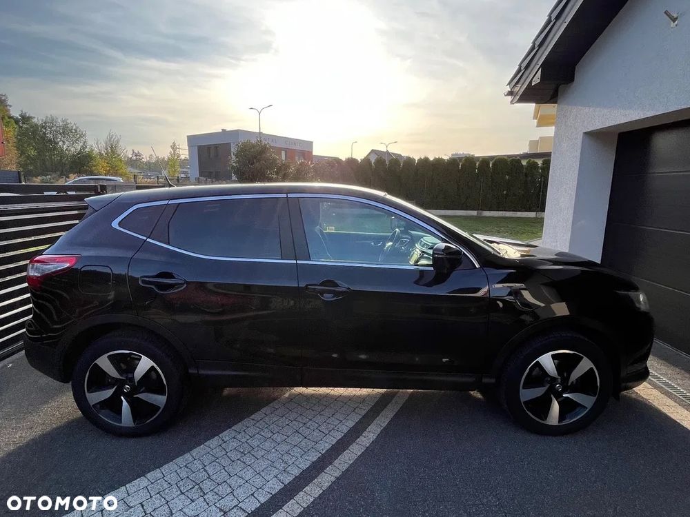 Nissan Qashqai - 10