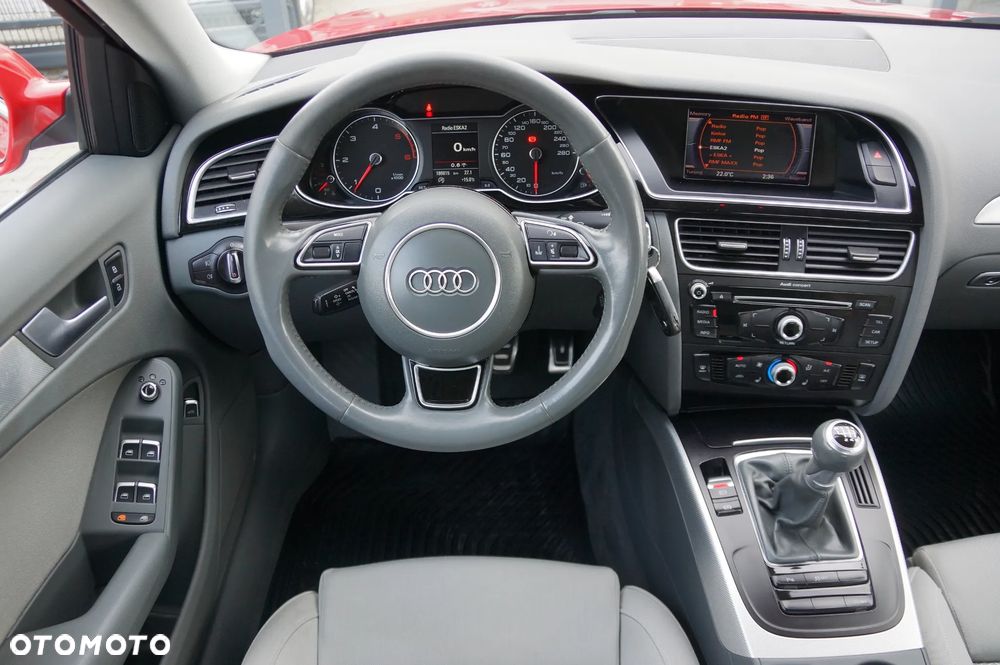 Audi A4 Limousine 2.0 TDI DPF clean diesel quattro S line Sportpaket - 12