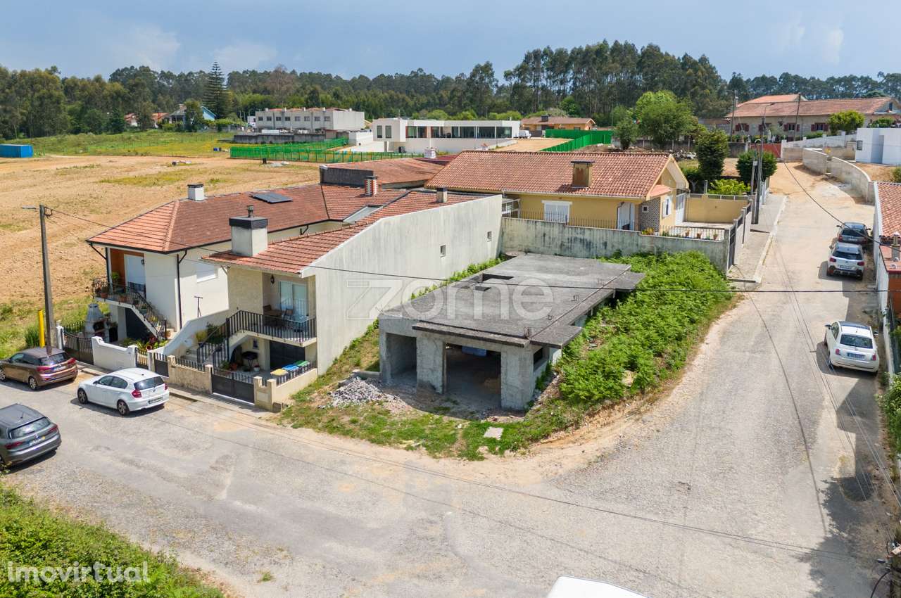 Terreno para moradia T4, perto da praia, projeto aprovado - Grande imagem: 4/18