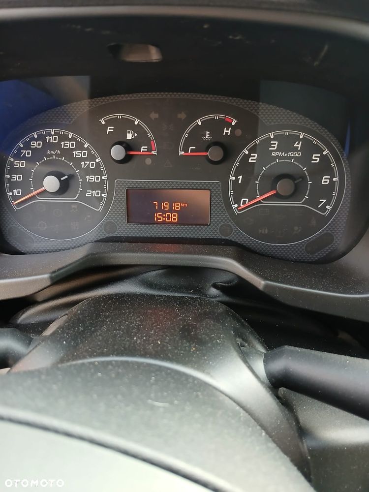 Fiat Fiorino Kombi Base - 5