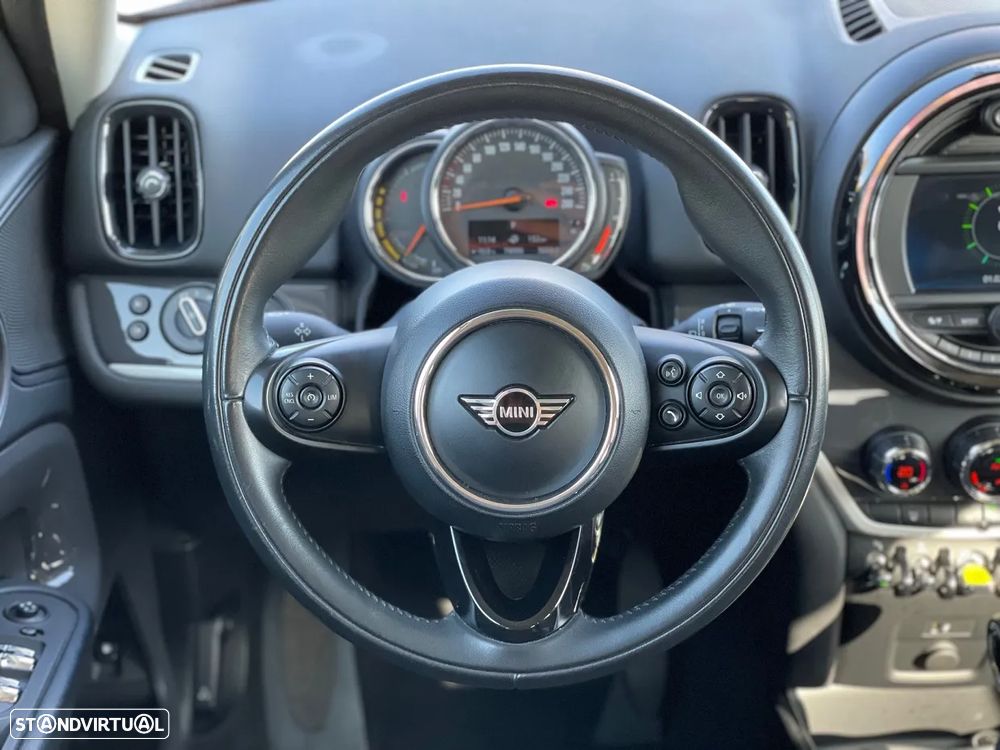 MINI Countryman Cooper SE ALL4 Auto - 16