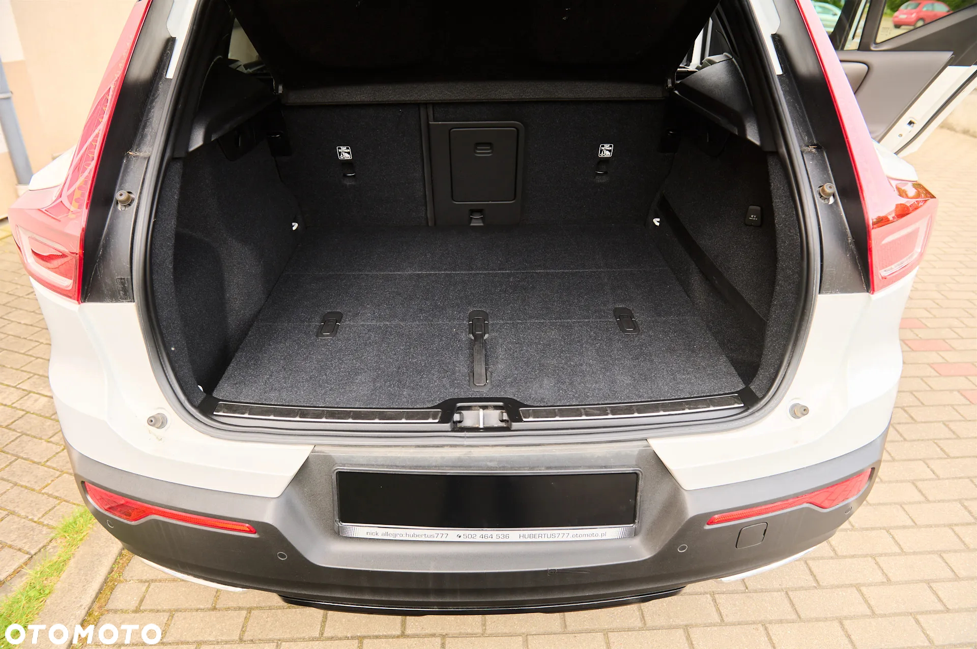 Volvo XC 40 T3 R-Design - 21