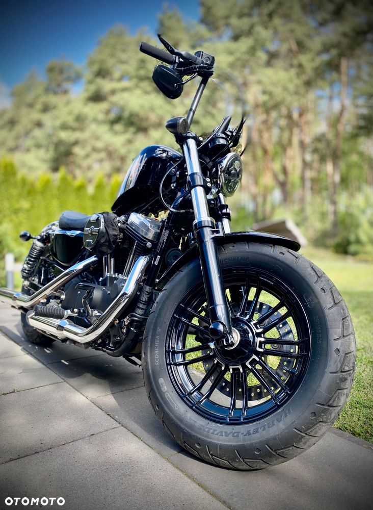 Harley-Davidson Sportster Forty-Eight - 14