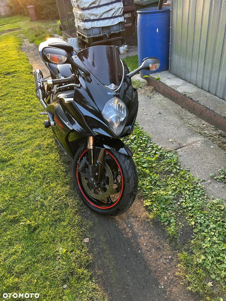 Suzuki GSX-R - 2
