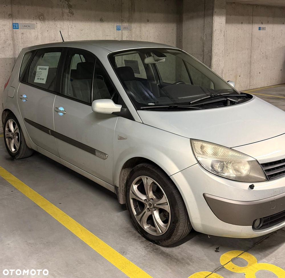 Renault Scenic 1.9 dCi Confort Privilege - 3