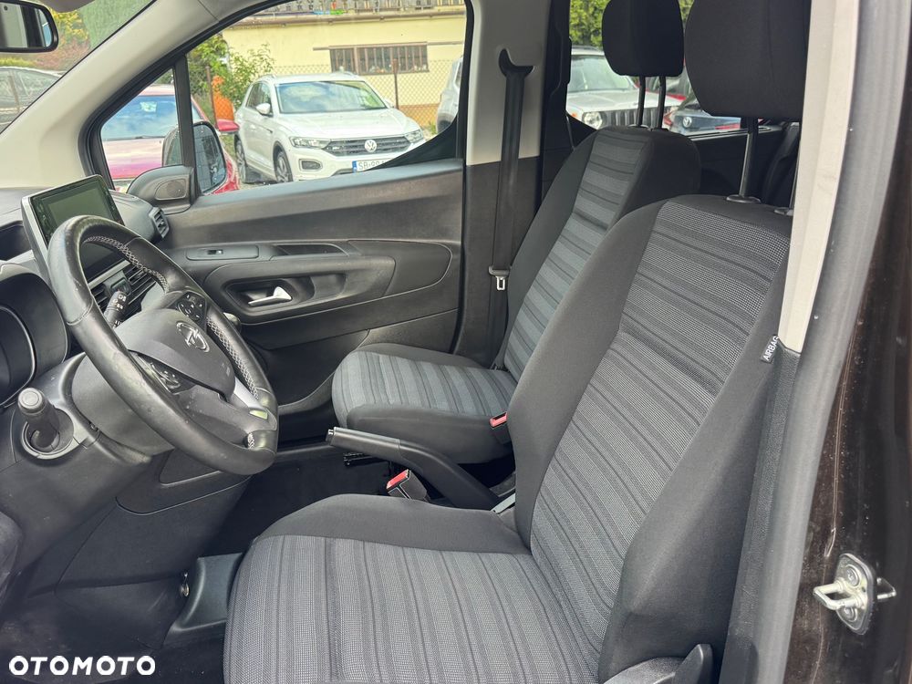 Opel Combo 1.2 Turbo Start/Stop - 12
