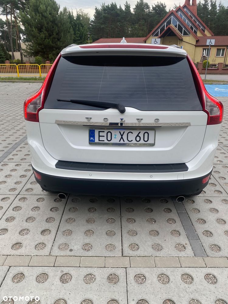Volvo XC 60 D5 AWD Geartronic Summum - 13