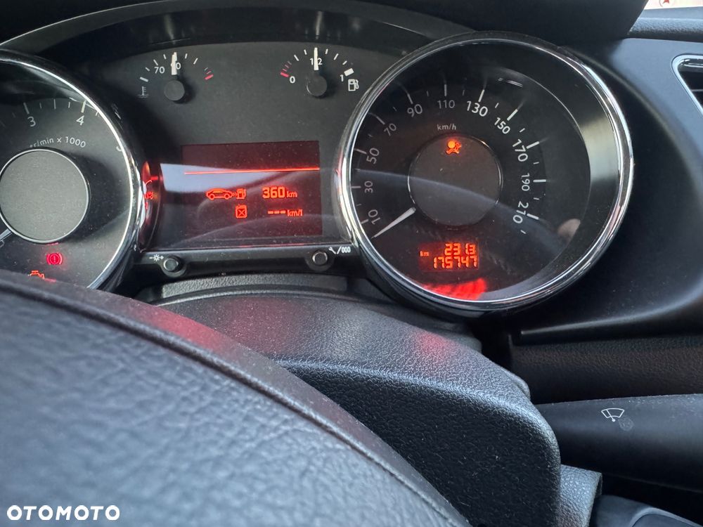 Peugeot 3008 155 THP Premium - 8