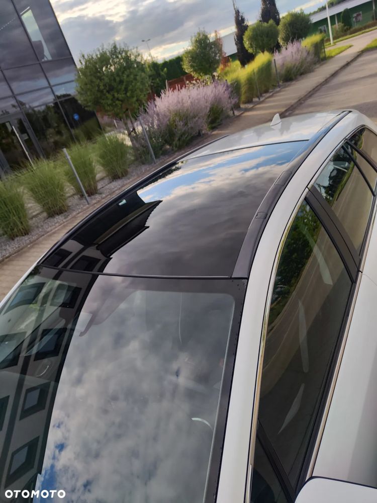 Toyota Avensis - 10