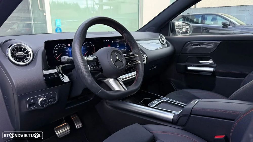 Mercedes-Benz GLA 180 d AMG Line - 14