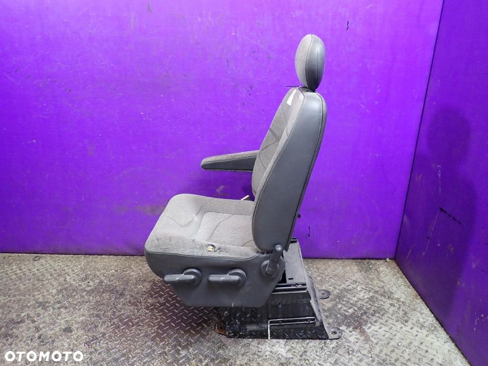 RENAULT MASTER II FOTELE LEWY KIEROWCY - 5